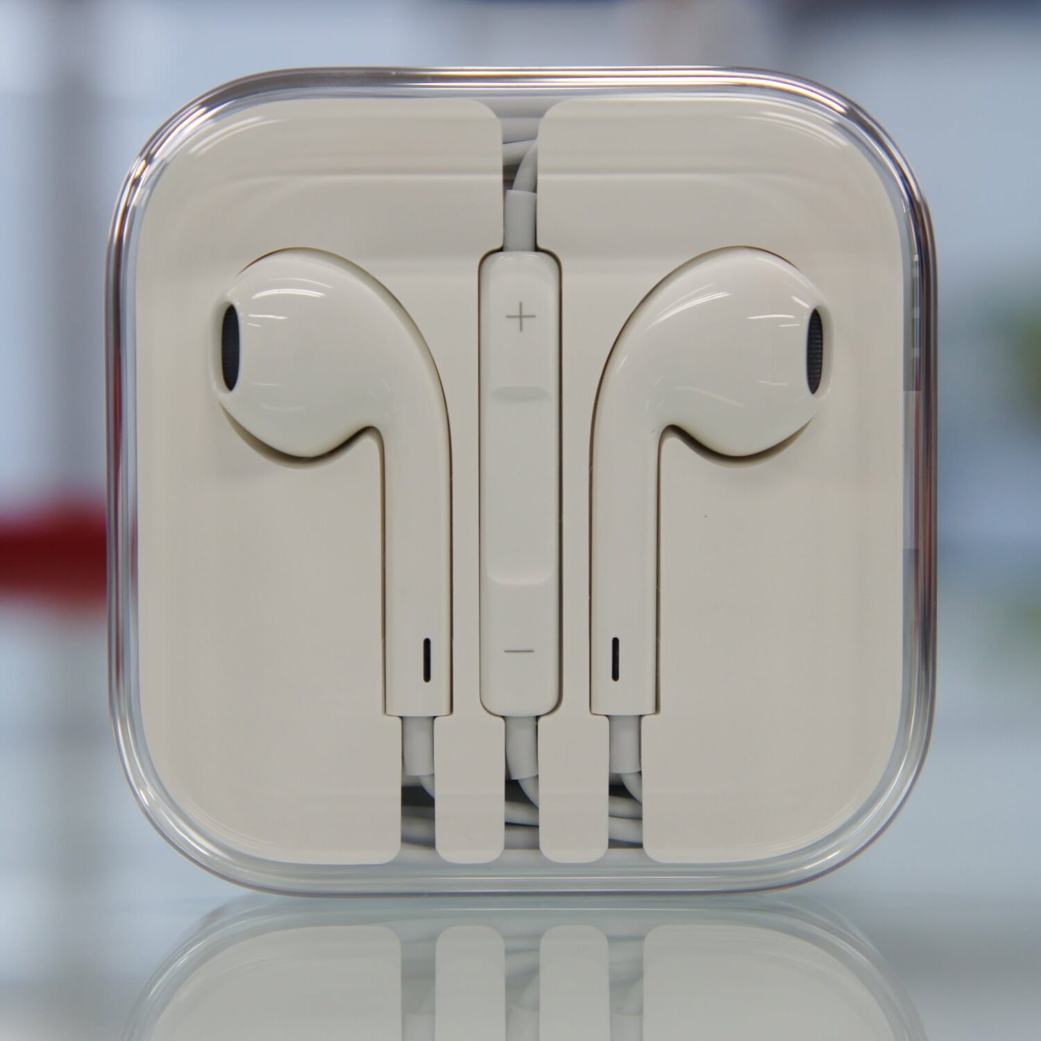 Iphone 5に付属する軽すぎる新イヤホン Earpods レビュー ガジェットショット