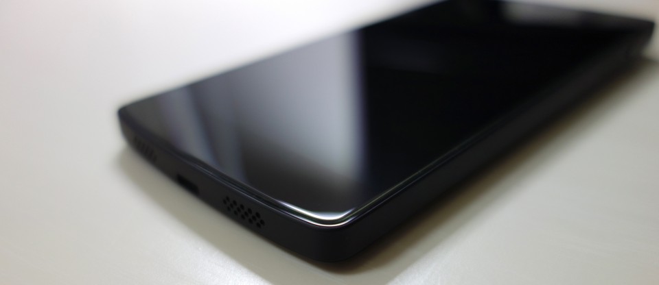 nexus-5-glastr-nano-slim-1