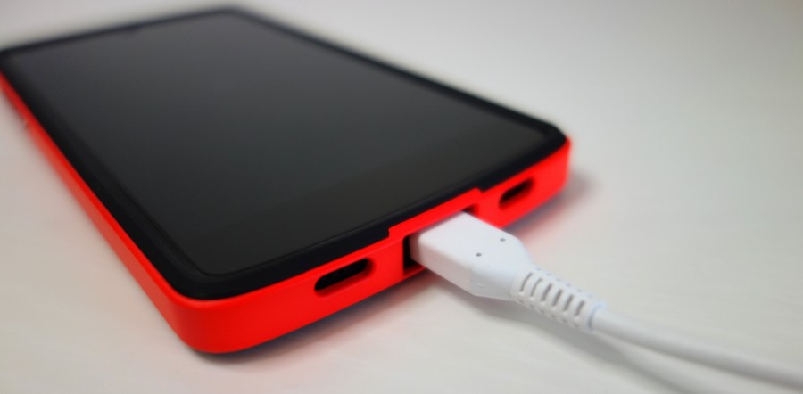 spigen-n5-bright-red-8
