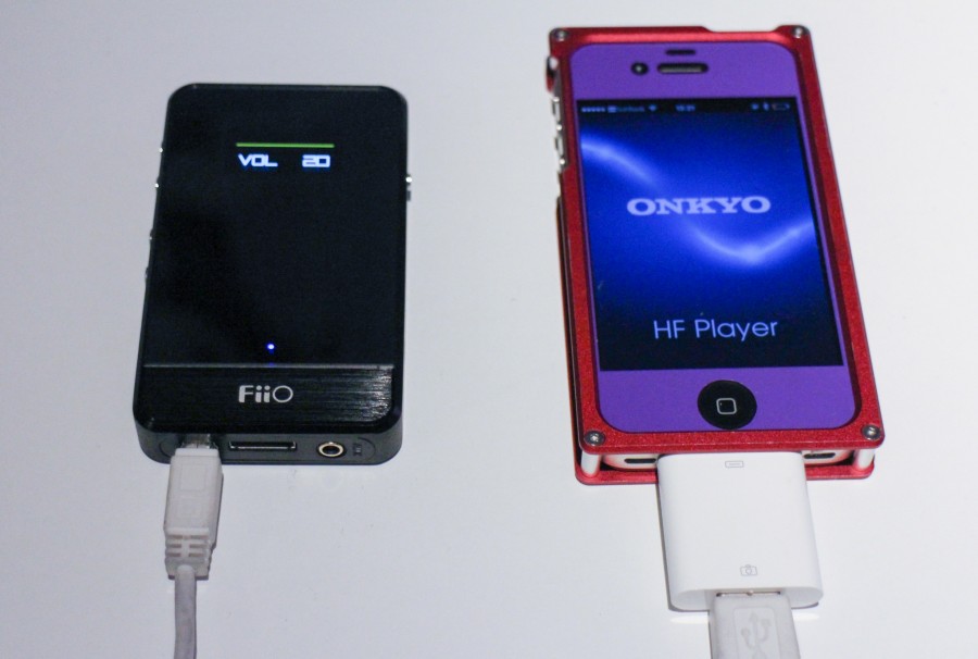 iPhone 4 connected with E-07K