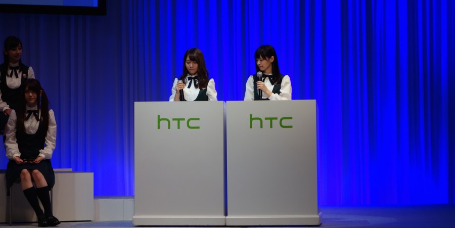 htc-conference-nogizaka46-05