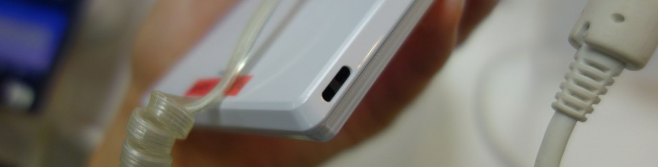 AQUOS ZETA SH-01G 03