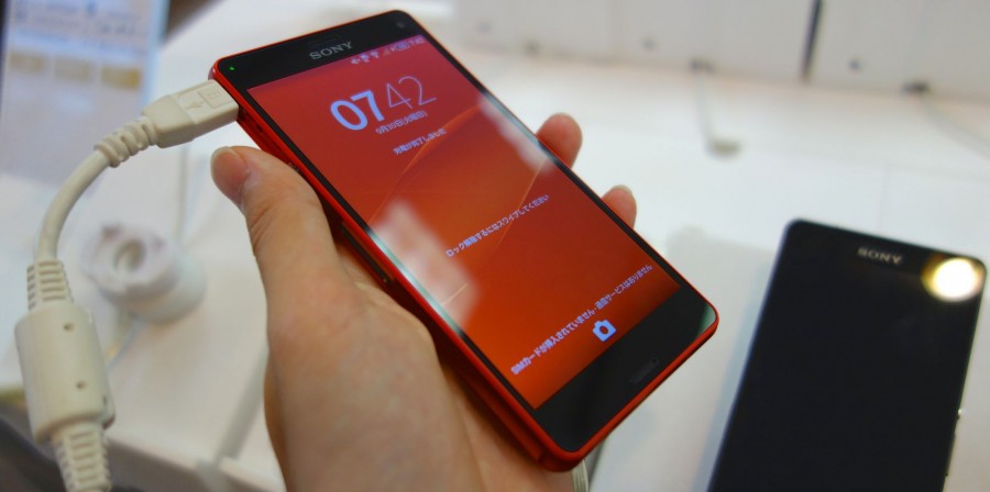 Xperia Z3 Compact SO-02G 10