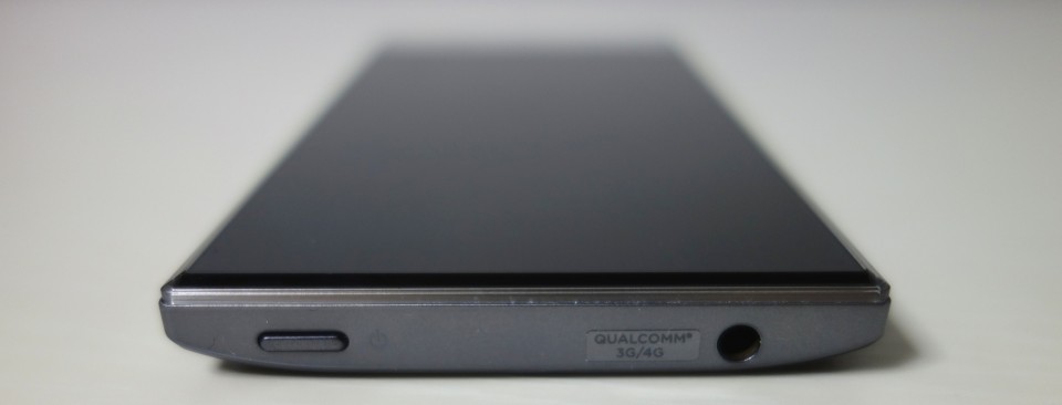 aquos crystal 305sh 3