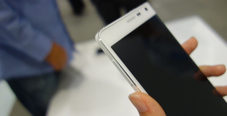 galaxy ambassador note edge white 4