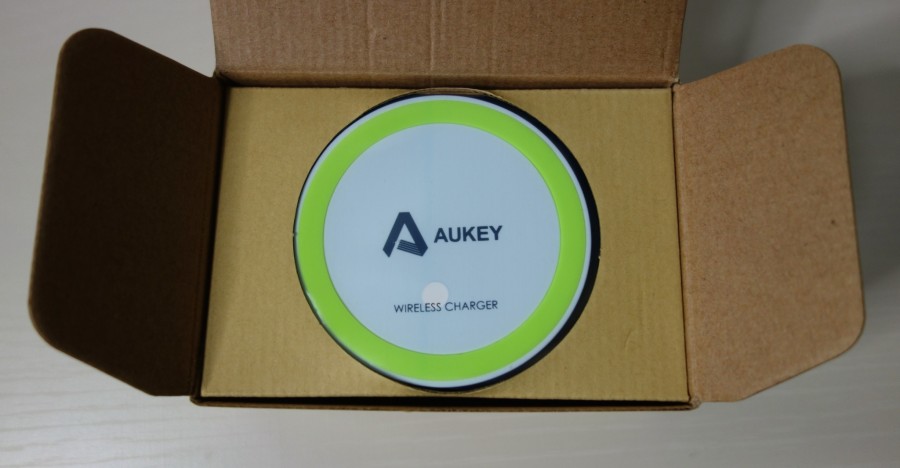 aukey qi charge pad 2