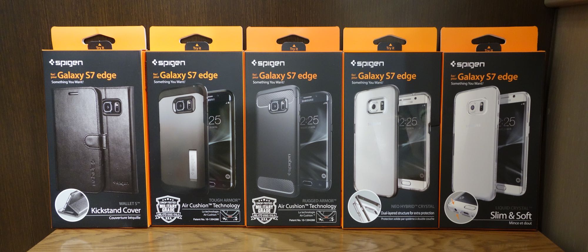 Galaxy S7 edge用のSpigenケース5種を発売日前に一気にチェック！ | ガジェットショット