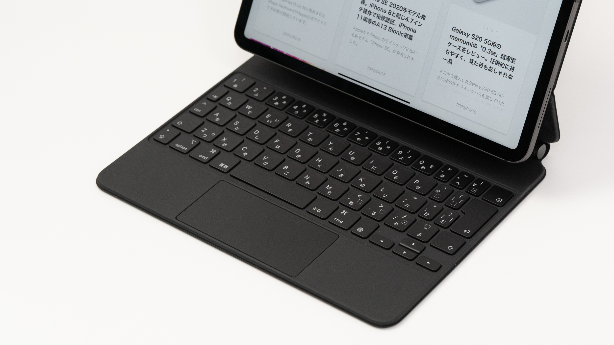 iPad Pro専用Magic Keyboardレビュー。本体以上の重量と引き換えに 