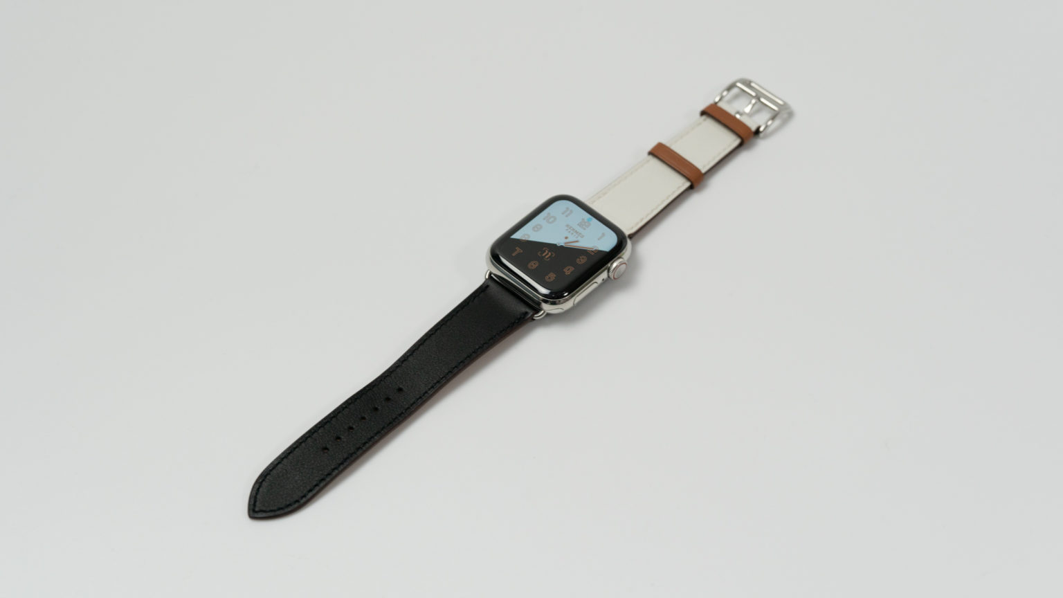 Apple Watch HERMES45mm ヴォー・バレニア(フォーヴ)+istartonmonday.com