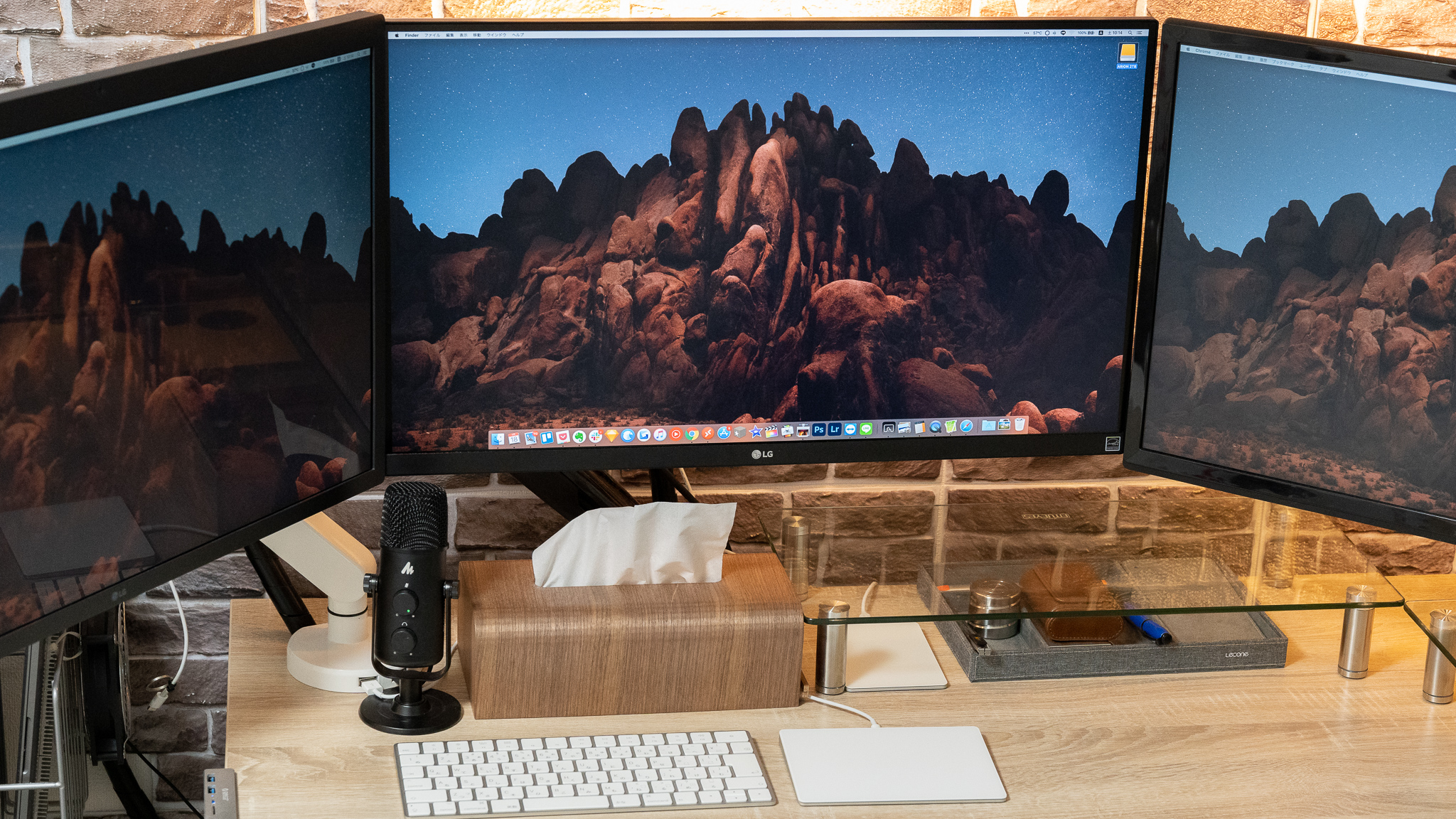 年デスクツアー Macbook Pro 5k 4k 4kを1k部屋の隅のl字デスクに詰め込んだブログ作業環境を紹介 ガジェットショット