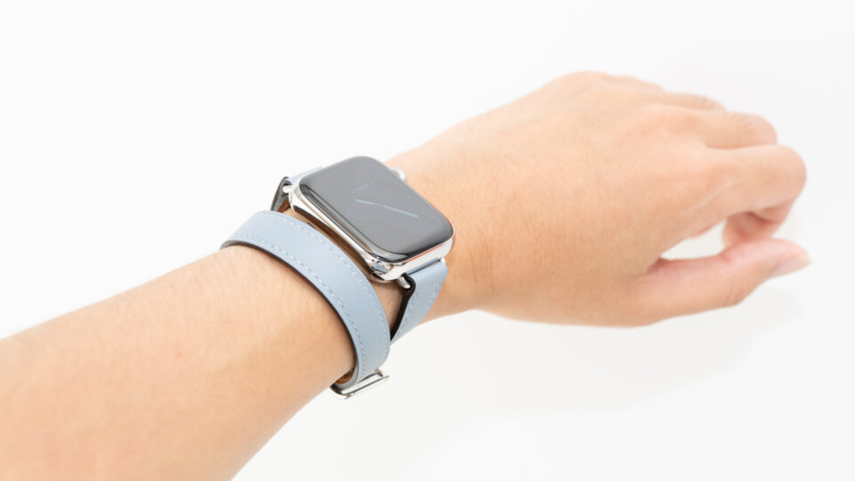 Apple Watch Hermès - ドゥブルトゥールレザーストラップ-