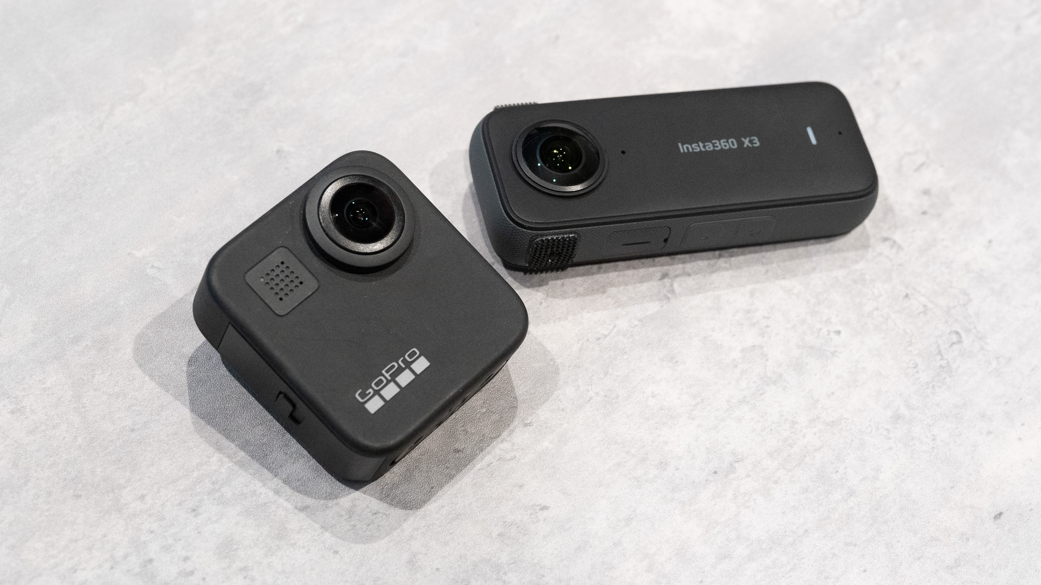 360度カメラの「Insta360 X3」「GoPro MAX」を実際の作例を交えて画質・音質・使い勝手を比較 | ガジェットショット